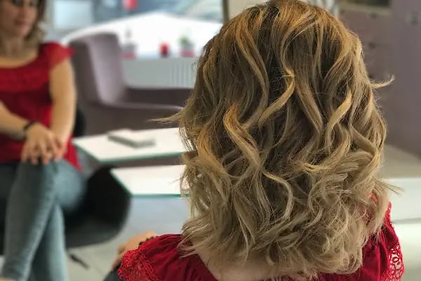 ŞAN KUAFÖR buca bayan kuaför güzellik salonu - Resim 20