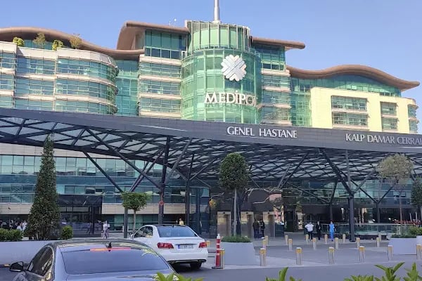 Medipol Üniversitesi Esenler Hastanesi - Resim 12