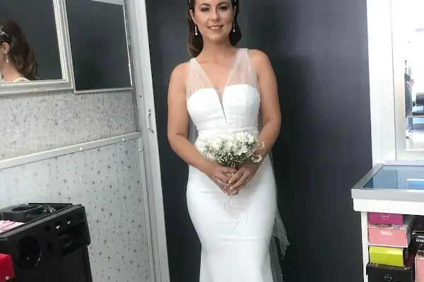 KUAFÖR NAZLI, 23 yıllık tecrübe heryıl yeni eğitimlere katılan bir salon - Resim 10