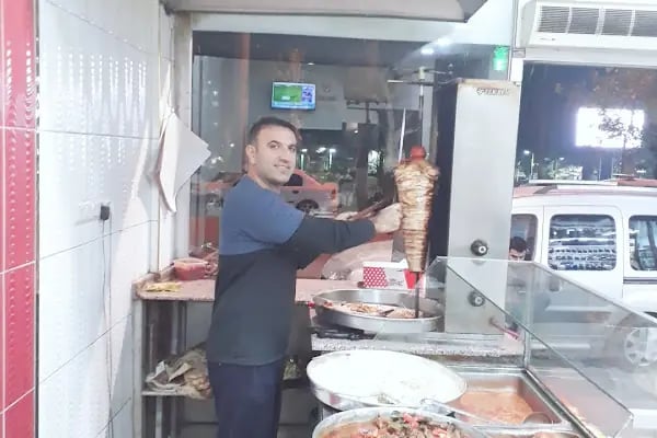 Nikopolis Cafe & Restaurant - Resim 12