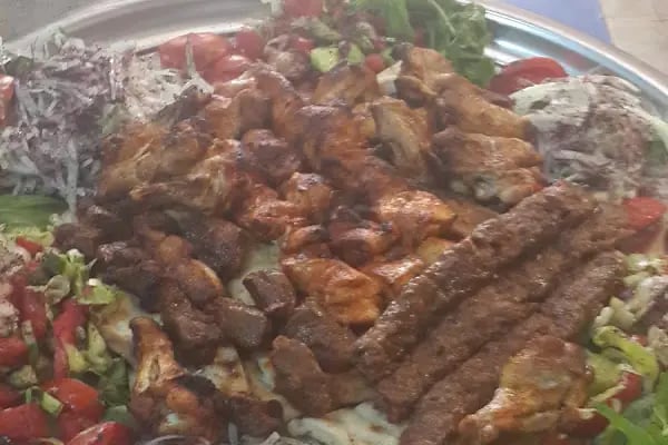 Nikopolis Cafe & Restaurant - Resim 11
