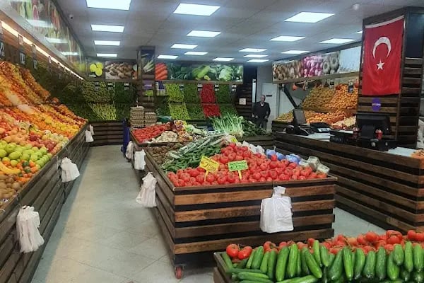 Bayraklı Sevgi Yolu - Resim 16