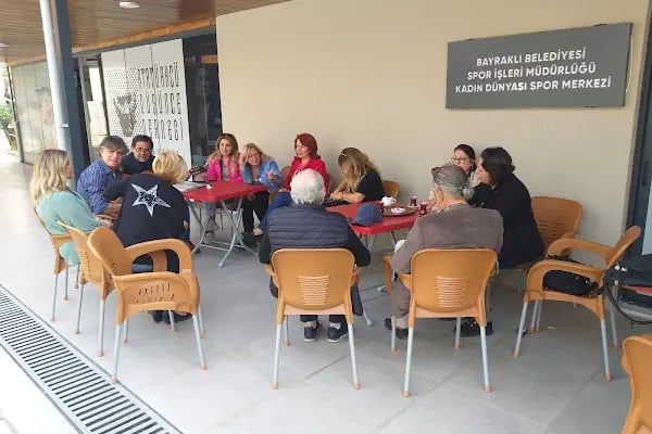 Bayraklı Sevgi Yolu - Resim 6