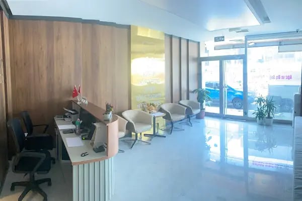 İzmir Dent Özel Ağız ve Diş Sağlığı Polikliniği - Resim 7