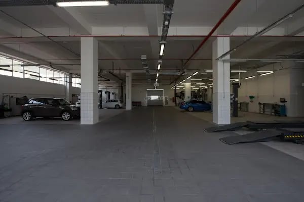 Borusan Oto Bodrum - Land Rover Yetkili Servisi - Resim 13