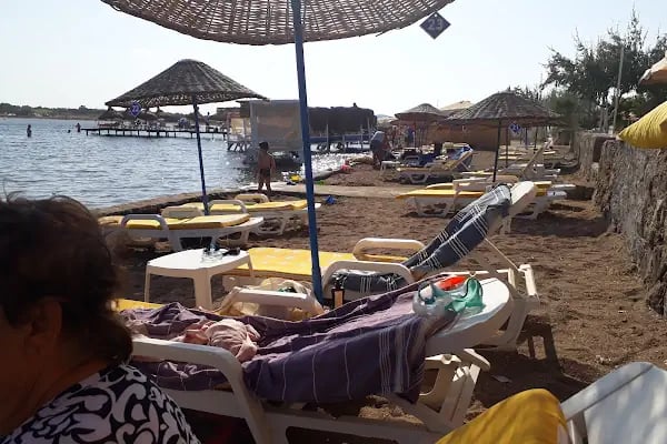 Mola Beach Club - Resim 18