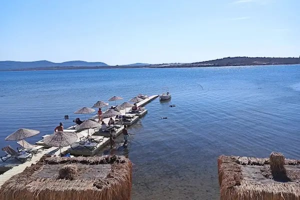 Mola Beach Club - Resim 2