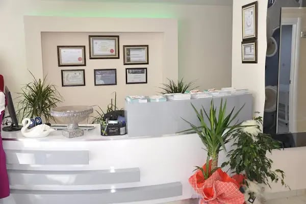 ORC Estetik Ve Plastik Cerrahi Kliniği - Opr. Dr Ömer Faruk ERİN - Resim 3