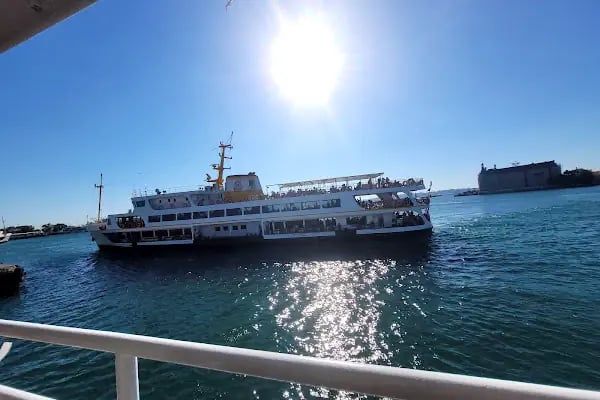 Turyol Karaköy İskelesi - Resim 5