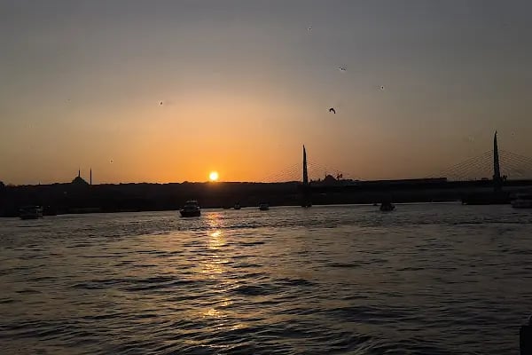 Turyol Karaköy İskelesi - Resim 3