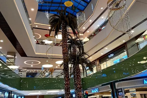 Novaland Outlet Alışveriş Merkezi - Resim 8