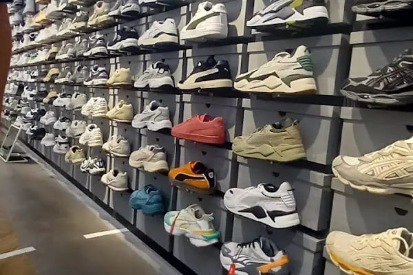 Sneaks Up - Terracity Antalya Avm - Resim 4