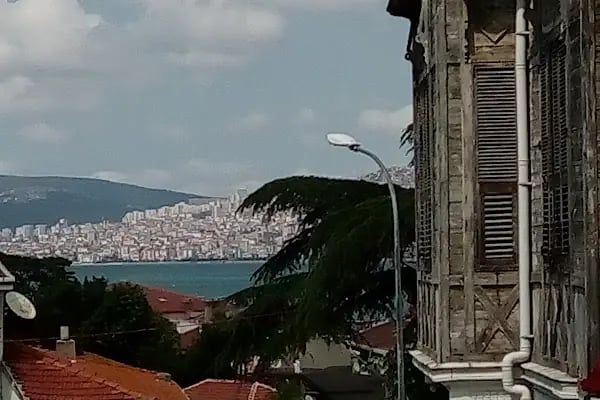 Heybeliada Yalı Butik Pansiyon - Resim 18
