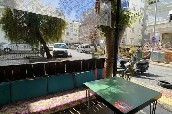 Alanya Waffle Cafe Coffee by Mom Otantik - Resim 2