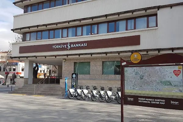 Türkiye İş Bankası Konya Şubesi - Resim 16