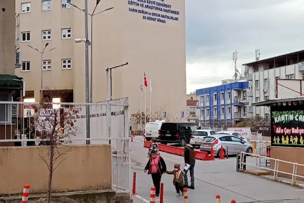 Buca Seyfi Demirsoy Kadın Doğum ve Çocuk Hastalıkları Ek Binasi - Resim 9