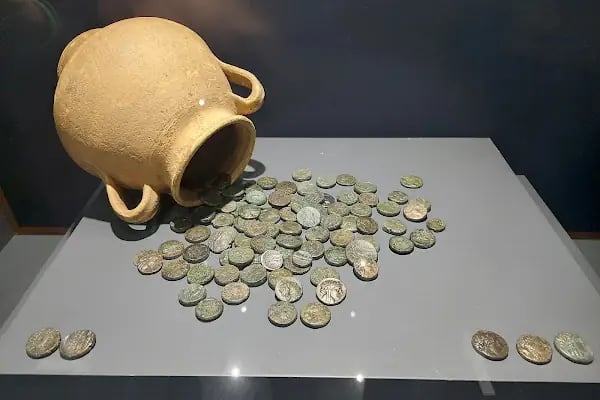 Ödemiş Arkeoloji ve Etnografya Müzesi - Resim 14