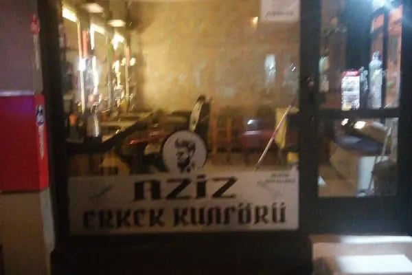 AZİZ ERKEK KUAFÖRÜ - Resim 15
