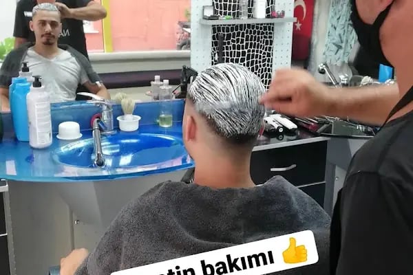 AZİZ ERKEK KUAFÖRÜ - Resim 8