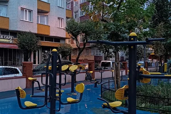Zeki Şengör Parkı - Resim 14