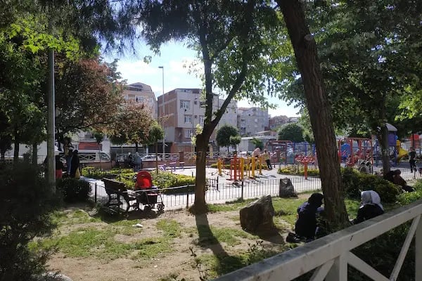 Zeki Şengör Parkı - Resim 8