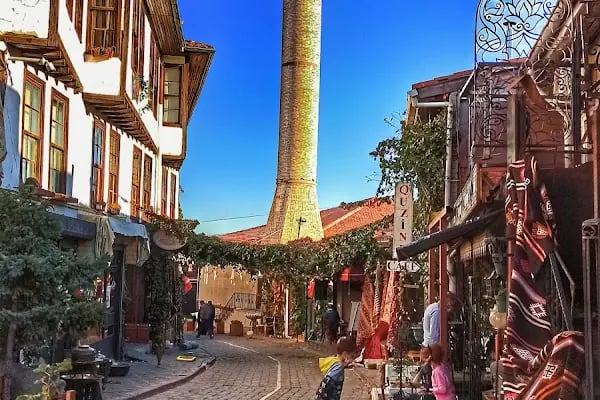 Ahielvan Cami - Resim 10
