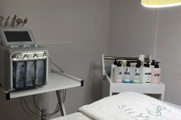 Silviya Clinic Center - Balçova Şubesi - Resim 2