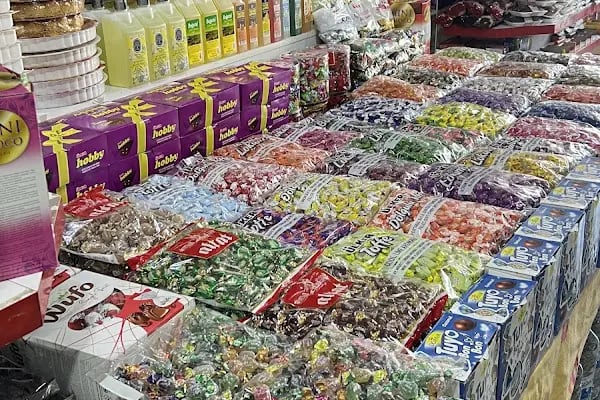 Öz Çağlar Alışveriş Merkezi - Resim 6