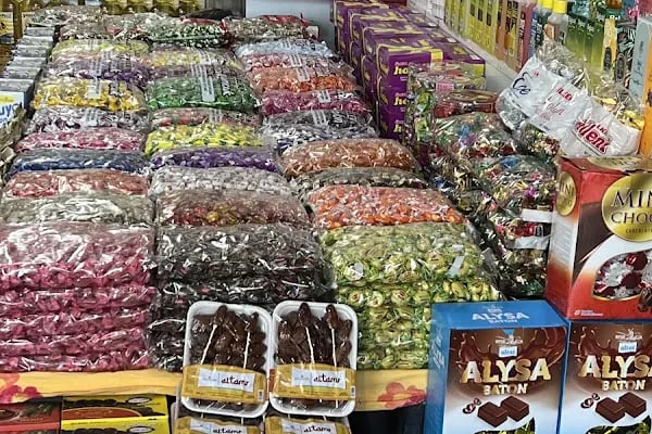 Öz Çağlar Alışveriş Merkezi - Resim 16
