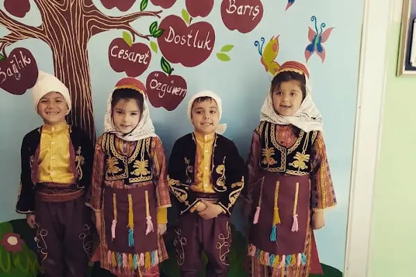 Karapürçek Şehit Ferhat Muratoğlu Ilkokulu - Resim 3