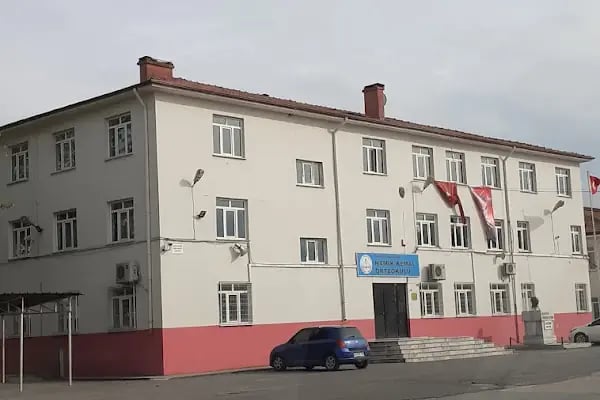 Namık Kemal Ortaokulu - Resim 20