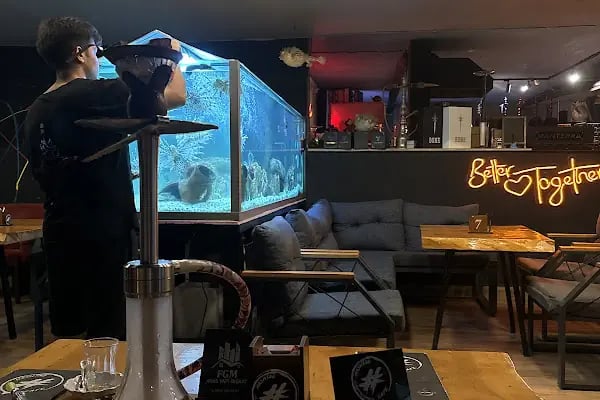 Küçük Adam (Cafe &amp; Pub) - Resim 13
