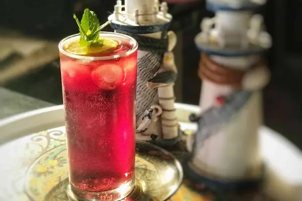 Küçük Adam (Cafe &amp; Pub) - Resim 3