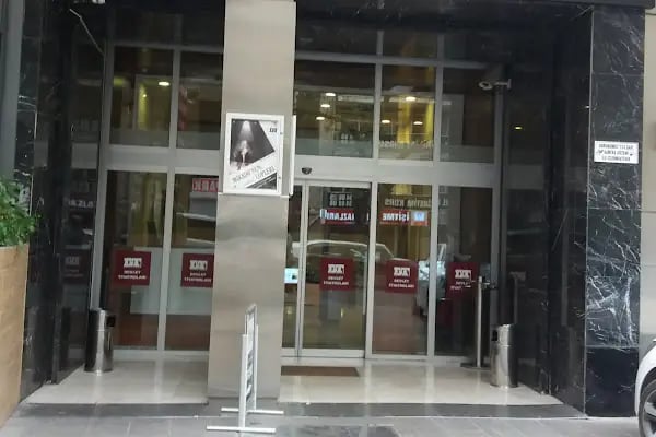 Devlet Tiyatroları Ziraat Sahnesi - Resim 2