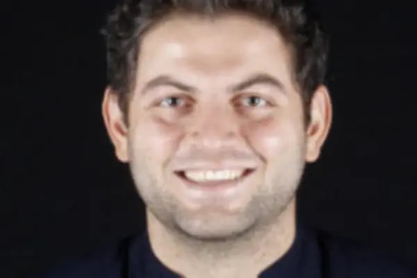 Dr.Dt.Yasin Bulut-Çene Cerrahisi-İmplant-Eklem Tedavisi-Gömülü Diş-Çene Ameliyatları-Gülüş Tasarımı-Ortognatik Cerrahi - Resim 1
