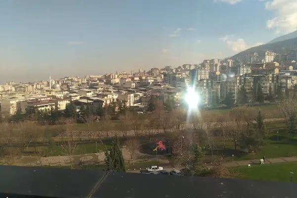 Yüksek İhtisas Hastanesi Taksi Durağı (Eski Şevket Yılmaz Taksi Durağı) - Resim 2