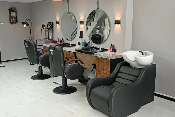 The Brothers Hair Studio | Erkek Kuaför Buca | Berber Buca - Resim 2
