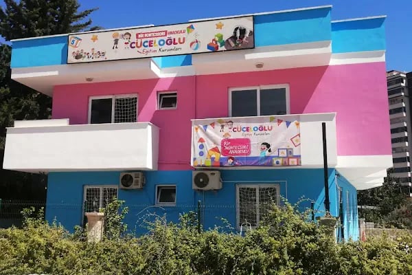 Cüceloğlu Montessori Anaokulu - Resim 2