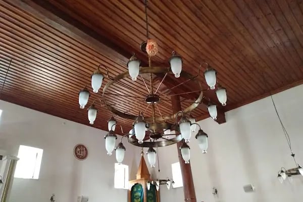 Hacı Veyis Cami - Resim 9