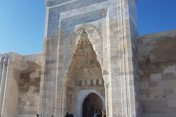 Hacı Veyis Cami - Resim 14
