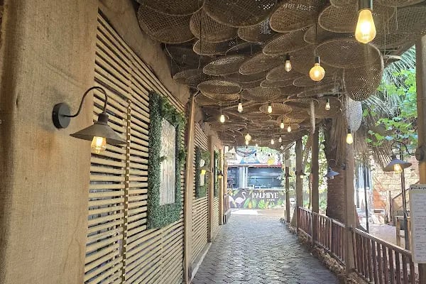 Palmiye Cafe - Resim 4