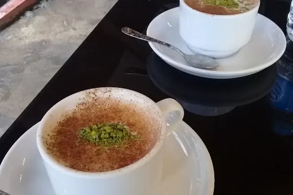 Palmiye Cafe - Resim 6