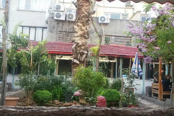 Palmiye Cafe - Resim 1