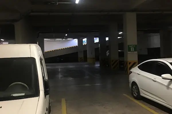 Burbak Kapalı Otopark - Resim 13