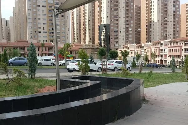 Burbak Kapalı Otopark - Resim 20