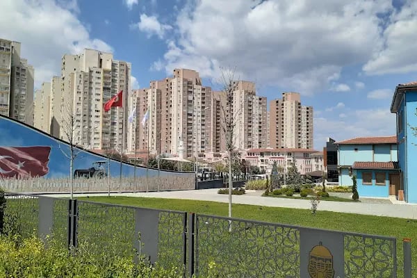 Burbak Kapalı Otopark - Resim 2