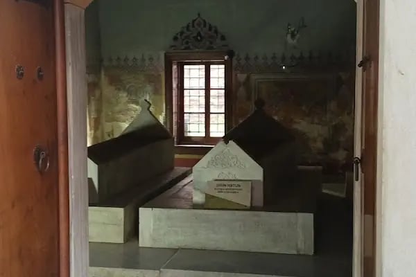 Şirin Hatun Türbesi - Resim 13