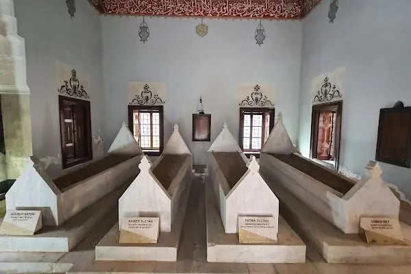 Şirin Hatun Türbesi - Resim 2