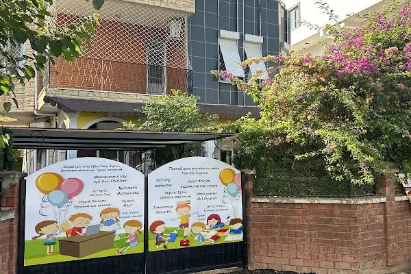 Özel Akdeniz Koleji Montessori Anaokulu - Resim 13