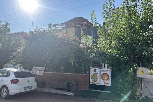 Özel Akdeniz Koleji Montessori Anaokulu - Resim 14
